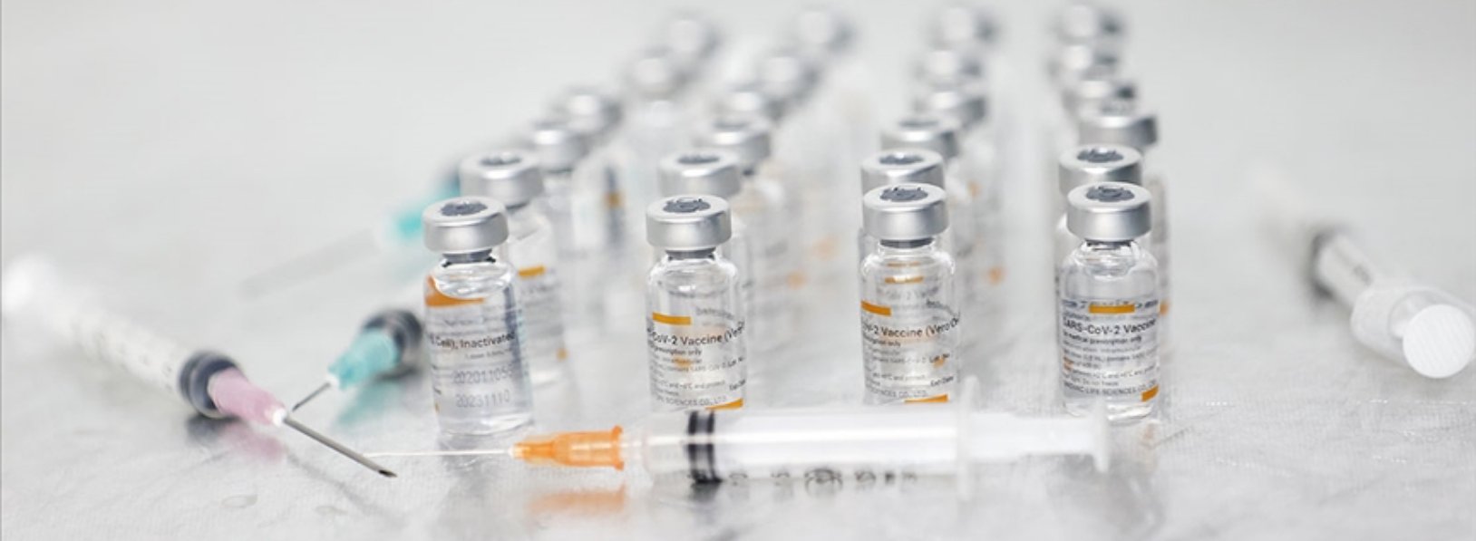 Covid-19'la mücadelede yurt dışından temin edilen aşı miktarı 28 milyon dozu geçti.